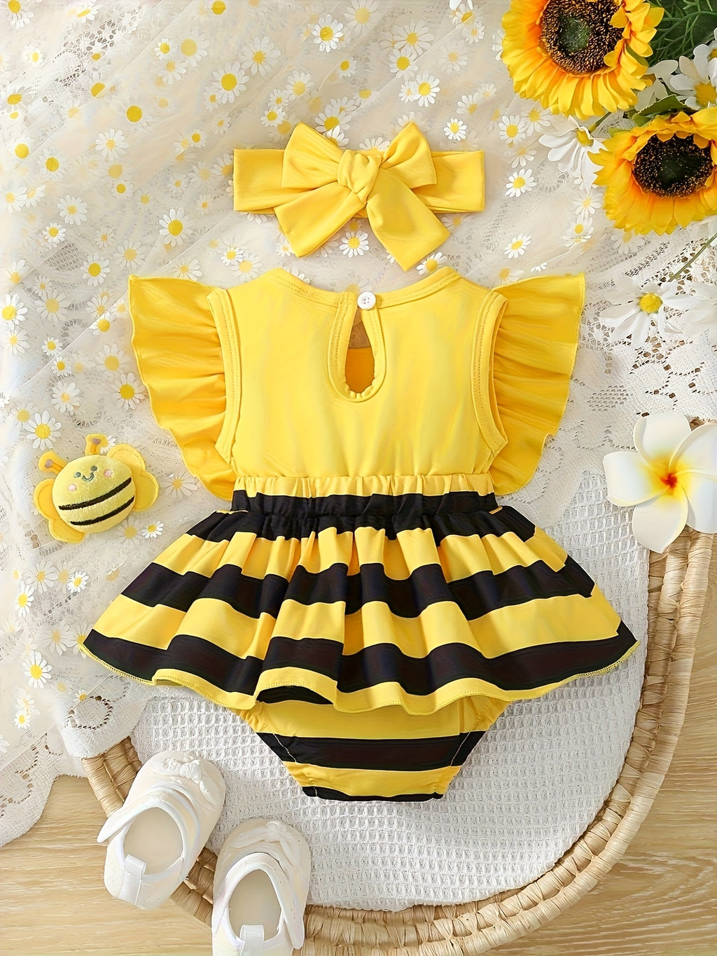 Newborn Baby Romper with Cute Bee Pattern, Ruffle Sleeves, Round Neck, Hair Accessory, Yellow and Black Stripes, Snap Crotch, Triangle Bodysuit, Perfect for Outdoor
