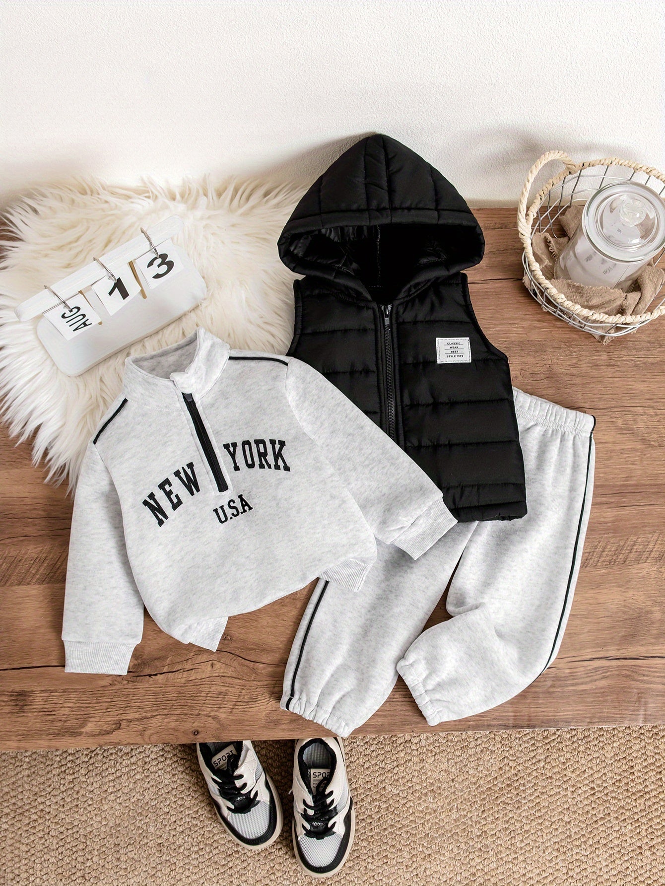 3pcs Boys' Autumn/winter New Style New York Letter Print Shirt with Small Stand-up Collar, Solid Color Sweatshirt and Trousers, and Solid Color Hooded Vest Jacket Casual Fashion Set, Perfect for Outdoor