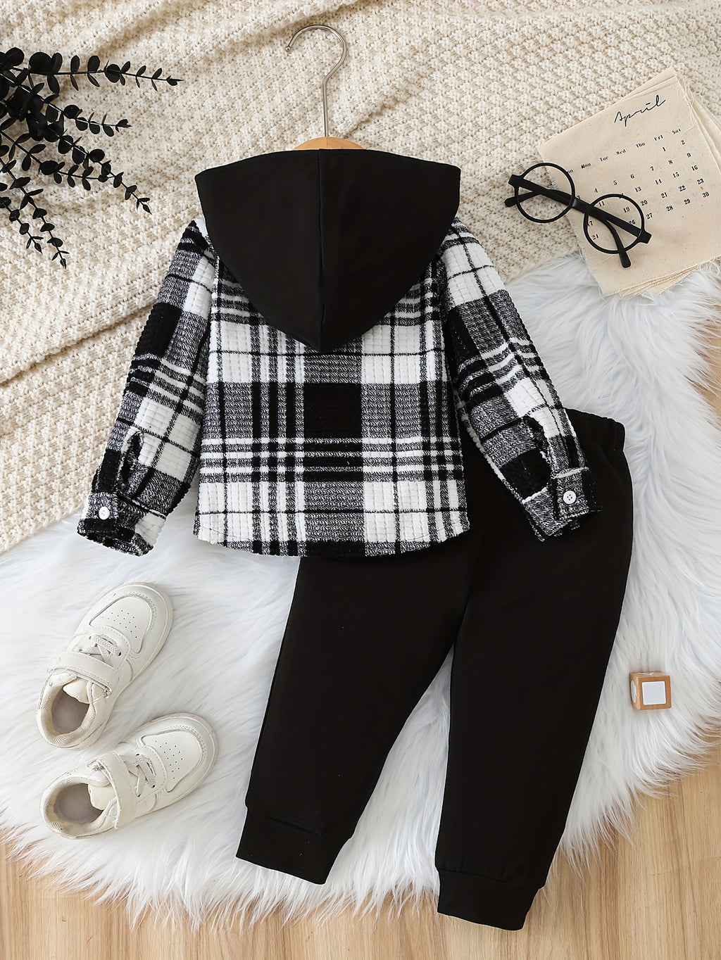 Autumn Winter Outdoor Boys' Fashion Hooded Plaid Long Sleeve Shirt And Distressed Design Solid Color Long Pants Set, for Outdoor