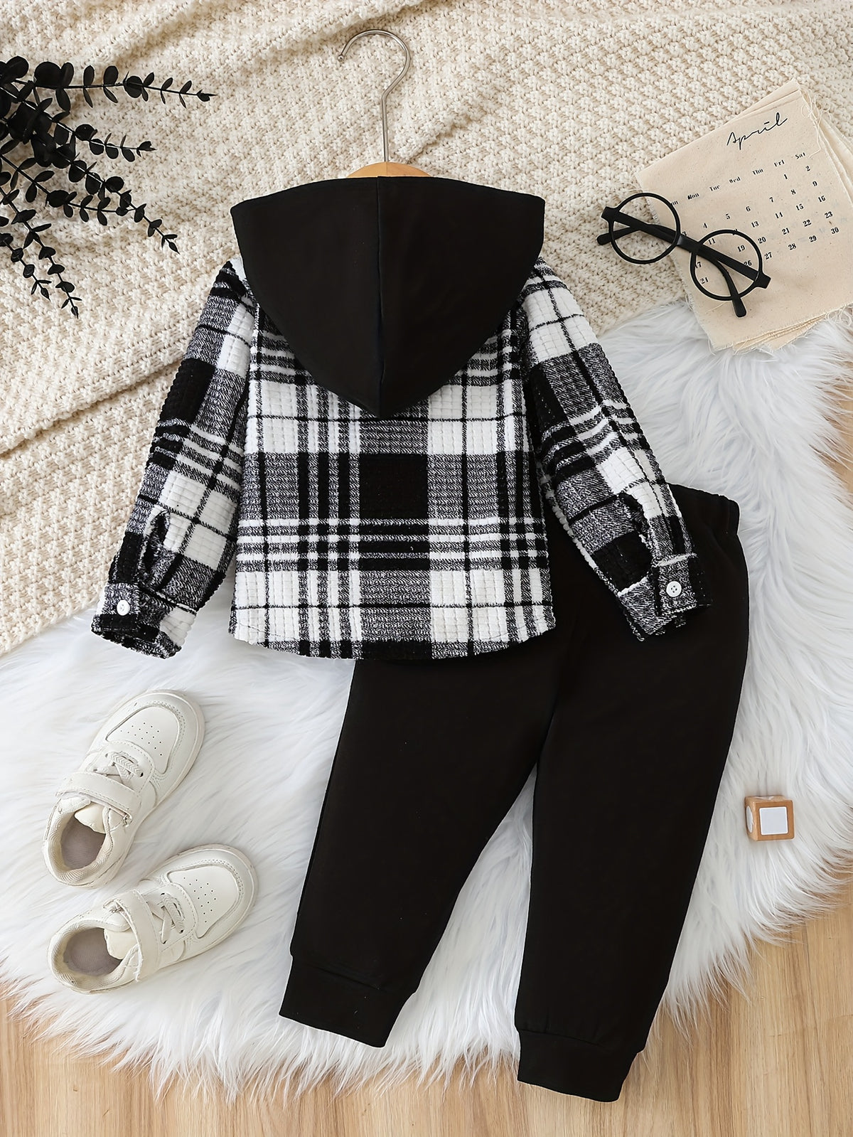 Autumn Winter Outdoor Boys' Fashion Hooded Plaid Long Sleeve Shirt And Distressed Design Solid Color Long Pants Set, for Outdoor