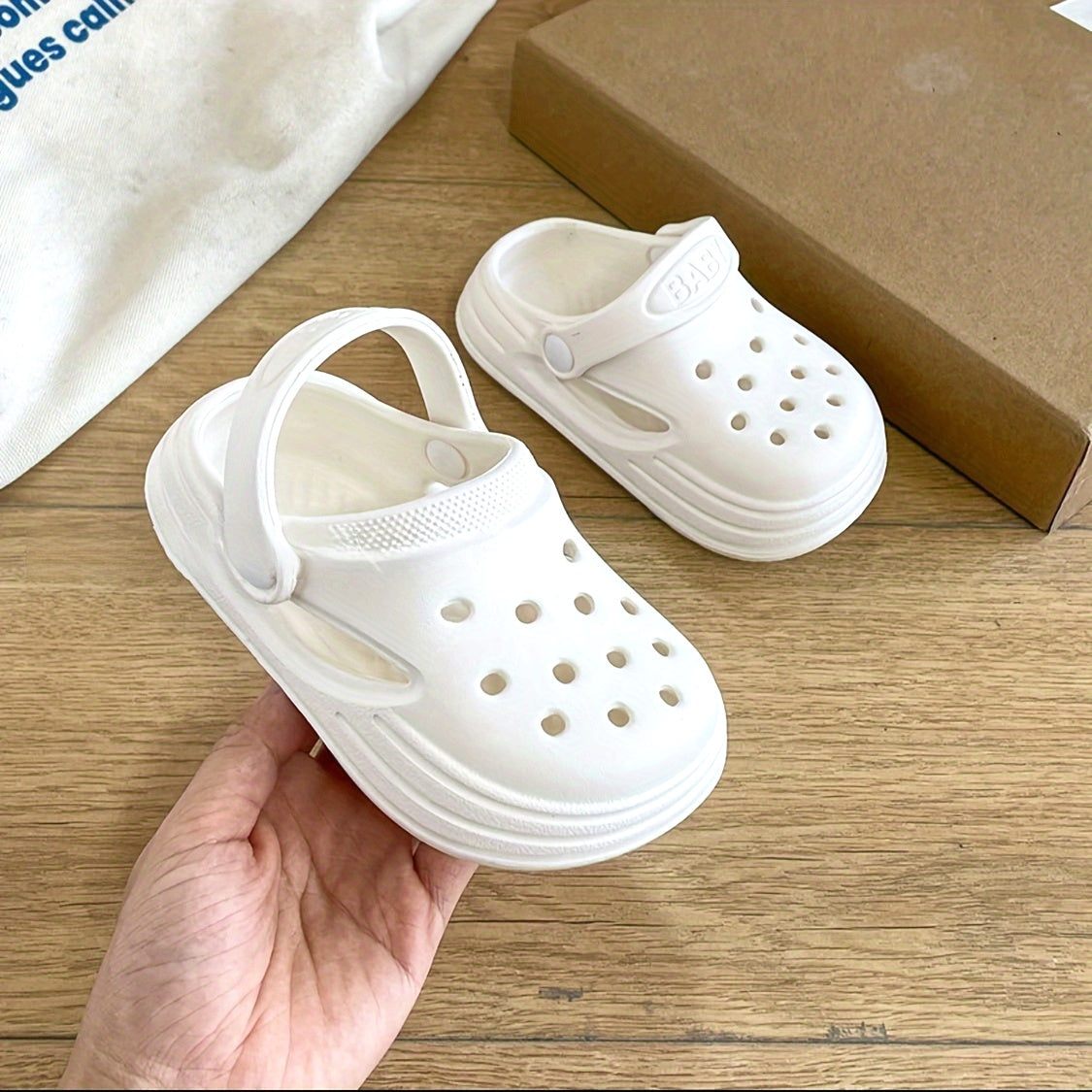 EVA Toe Caps, Fashionable And Easy Hole Shoes for Outdoor Wear, Children'S And Children'S Young Children, Spring, Summer, Autumn, Indoor And Outdoor Beach Anti-Slip, Lightweight Hole Shoes