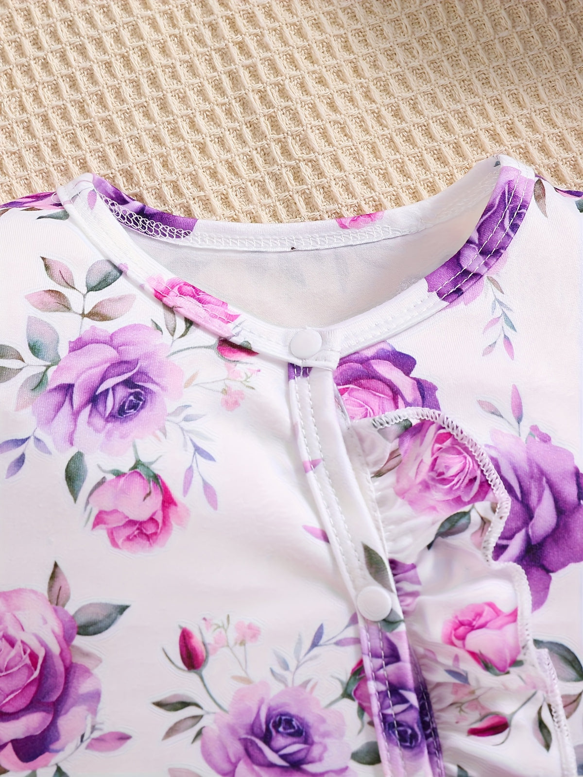 3pcs Baby Girl Floral Print and Solid Color Long Sleeve Romper Set