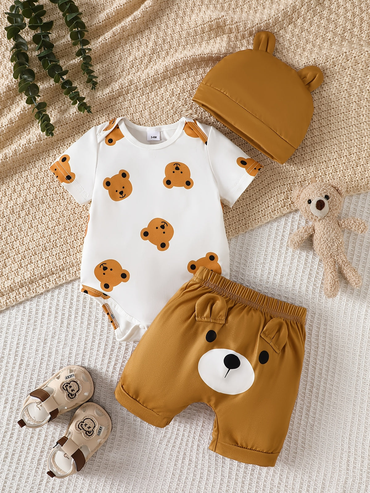 Newborn Baby Boy Summer Cute Bear Print Short-Sleeve Romper + Cartoon Print Shorts + Hat 3pcs Set, Suitable for Boys' Summer Wear, Comfortable Fabric, Perfect Gift Choice, Perfect for Outdoor
