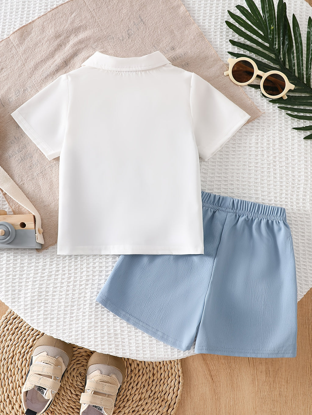 Spring/Summer Boys' Tropical Plant Print Set: Refreshing Polo Collar Short Sleeve Top + Light Blue Shorts 2pcs Set, Perfect for Outdoor