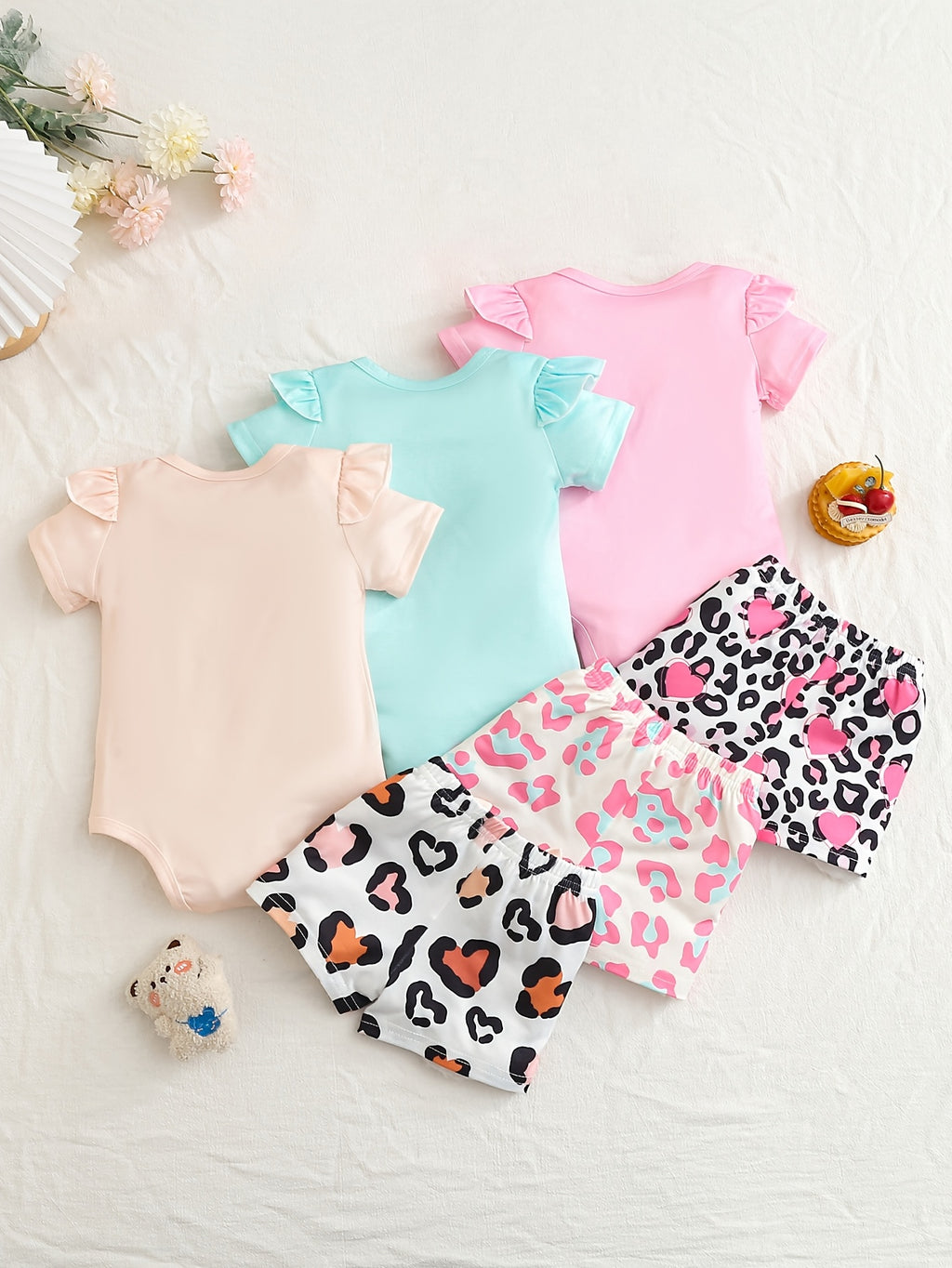 6pcs Baby Girls Summer Bodysuit Set with Cartoon Bear Print