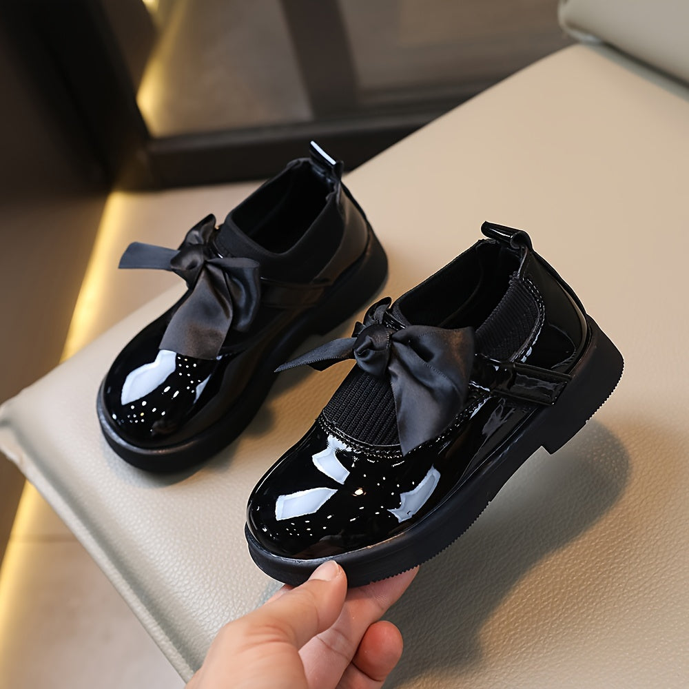 [KOSISOK Girls' Flats] KOSISOK Comfy Black Patent Girls' Flats with Bowknot | Lightweight Rubber Sole, Easy Hook-and-loop Fastener Closure, Perfect for School/Casual/Outdoor