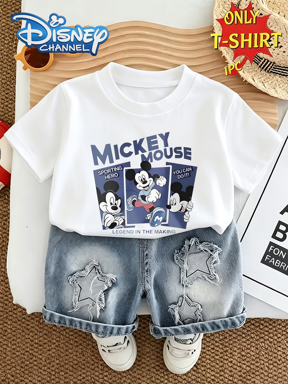 Official Disney 2026 New Mickey Mouse Print White T-Shirt, 1pc, Soft and Comfortable, Suitable for Daily Home Wear, School, Outings, Beach, Outdoor Sports, and Party Events, Versatile and Comfortable Casual Wear for Kids