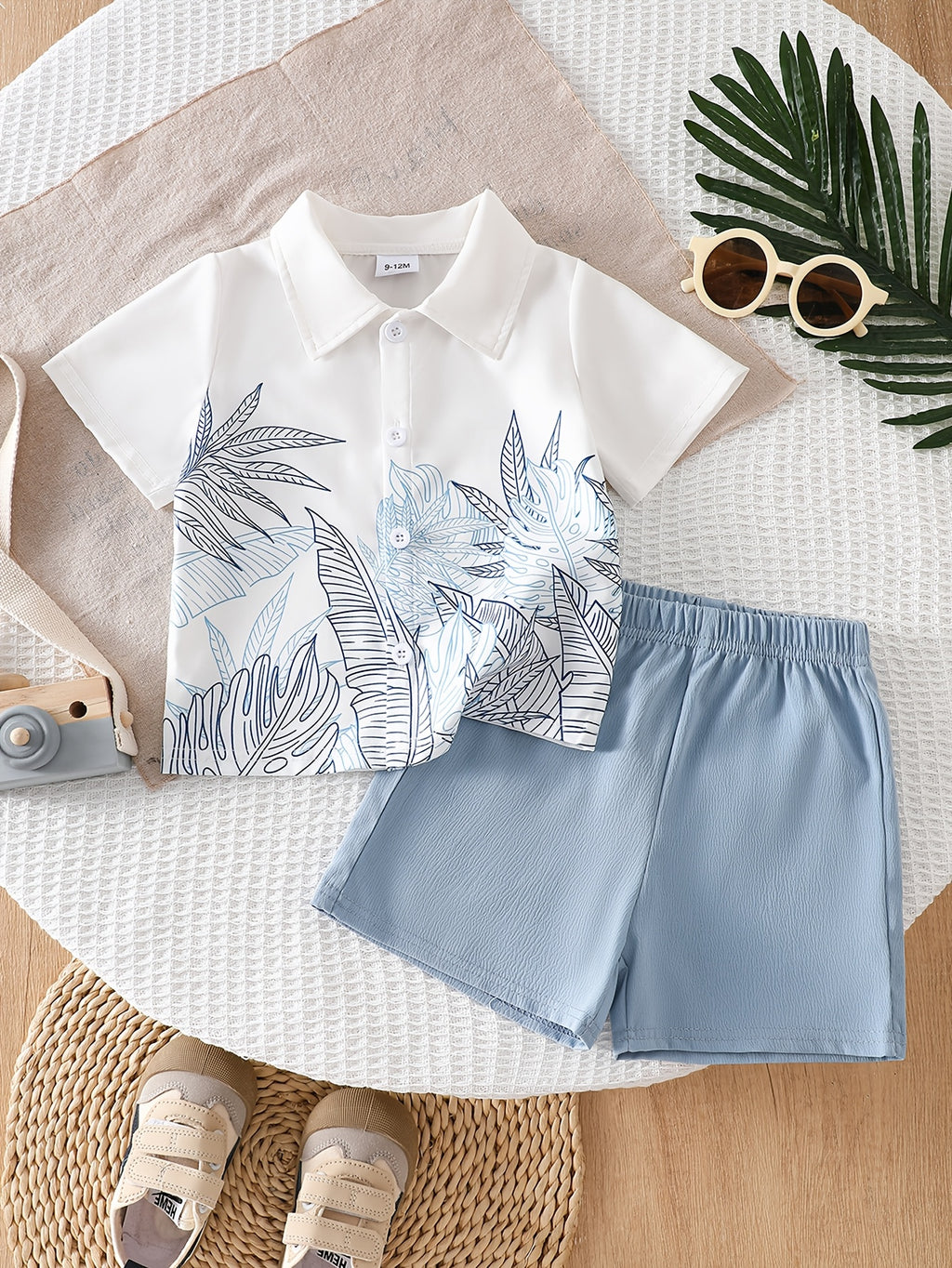 Spring/Summer Boys' Tropical Plant Print Set: Refreshing Polo Collar Short Sleeve Top + Light Blue Shorts 2pcs Set, Perfect for Outdoor
