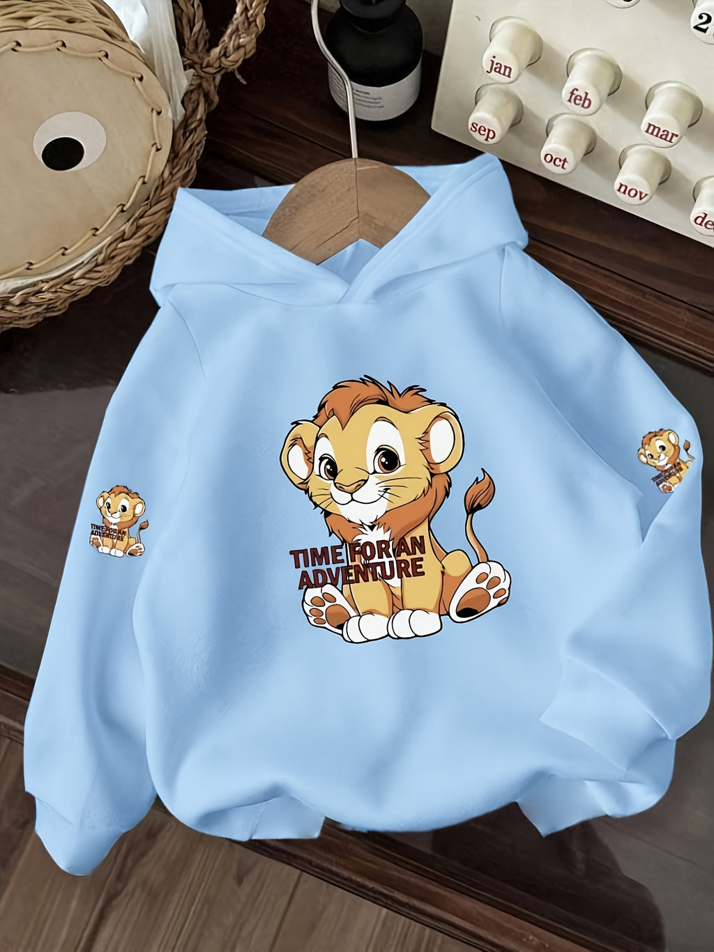 1pc Casual Kids' Hooded Sweatshirt, Creative Cartoon Adventure Print, Bright Autumn Design, Soft Knit Hoodie for Fall Wear, Polyester Knit Fabric, Suitable for Children Ages 3+, Soft and Comfortable, Boys' and Girls' Autumn/Winter Apparel