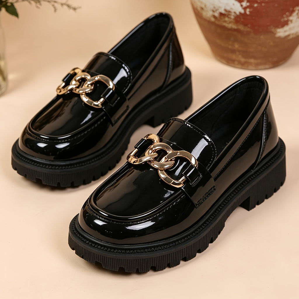 A Pair of Black British Style Loafers, Glossy PU Material + Metal Chain Decoration, Thick-Soled Non-Slip One-Step Design, Versatile Retro College Style Small Shoes, Suitable for Daily Leisure, School, Party, Performance, Autumn And Winter New 2026
