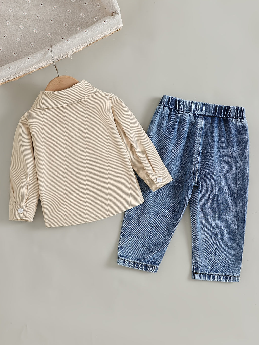 Boys' Autumn/Winter 2pcs Set: Lapel Shirt Jacket and Ripped Denim Long Pants, Loose Fit Casual Stylish Trendy Kids' Clothing, Perfect for Outdoor