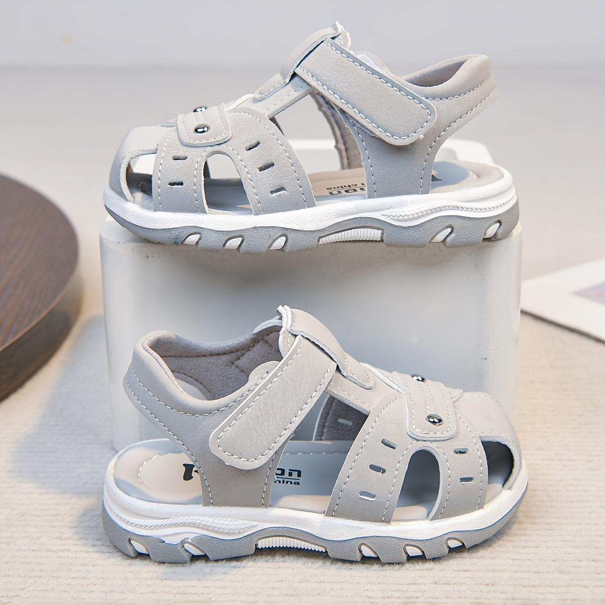 Boys' Sandals, Summer Soft-Soled Beach Shoes for Toddlers, Baby Casual Children's Shoes, Fashionable and Versatile Sandals for Daily Outdoor Wear