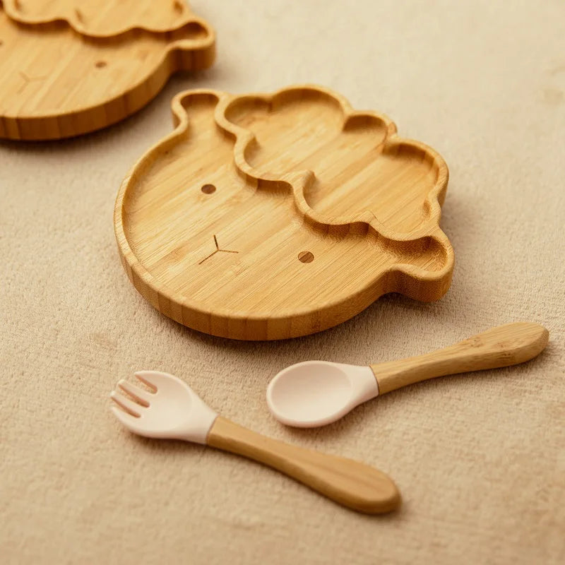 1PC Bamboo Wooden Dinnerware Baby Feeding Accessories Cartoon Animals Elephant Dinner Plate With Sucker Baby Products Gifts