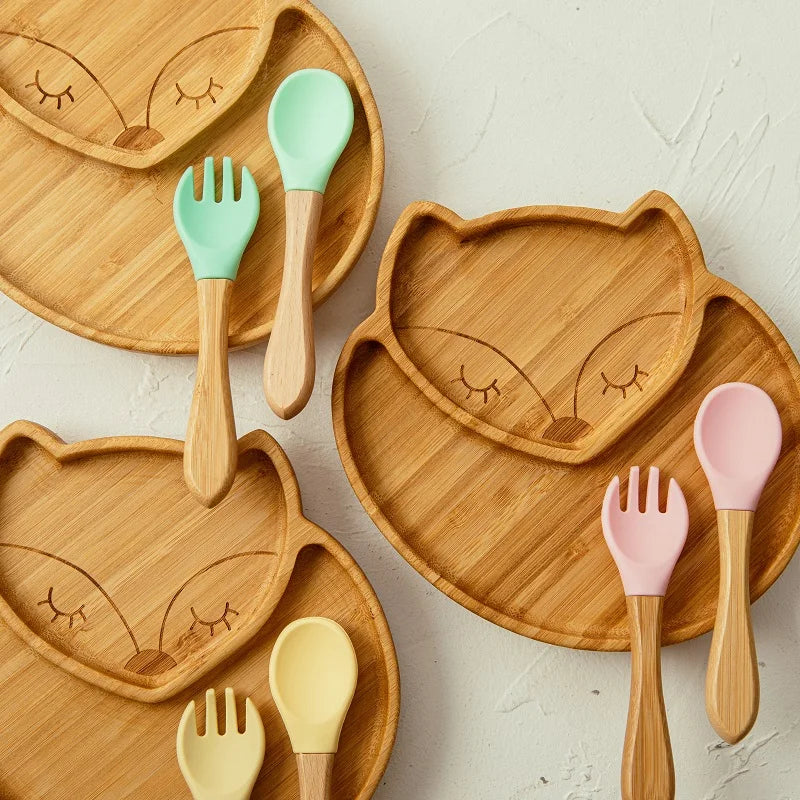1PC Bamboo Wooden Dinnerware Baby Feeding Accessories Cartoon Animals Elephant Dinner Plate With Sucker Baby Products Gifts