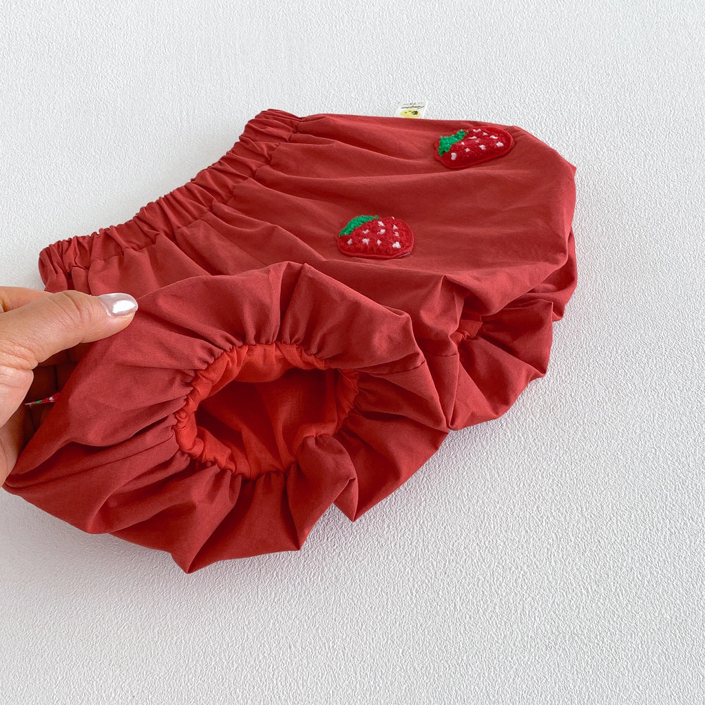 Summer Two-Piece Set for Baby Girls: Strawberry-Themed Vest and T-Shirt with Blooming Flower Pants, Stylish and Trendy