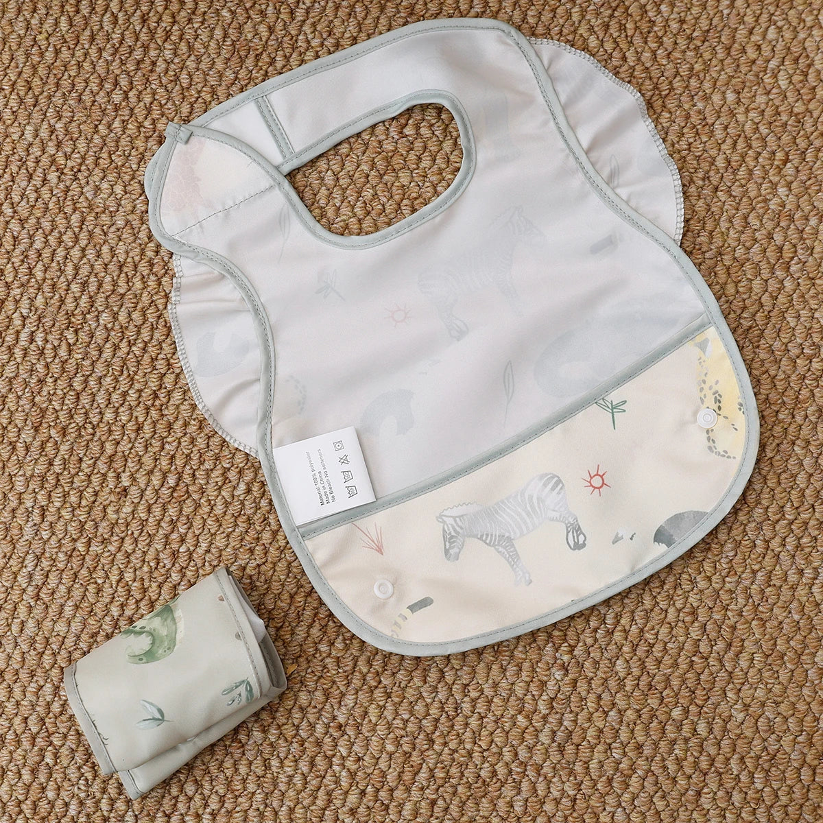 2Pcs/Set Waterproof Baby Bibs,Lively and Adorable Shoulder Design Sleeveless Smock Feeding Bib Apron