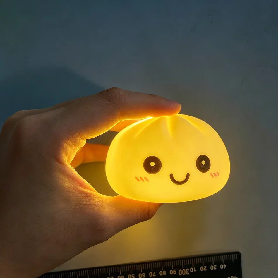 Aesthetic LED Bun Night Light, Soft Silicone Squishy Toy, Glowing Food Ornament, Sensory Stress Reliever, Cute Gift for Kids & A