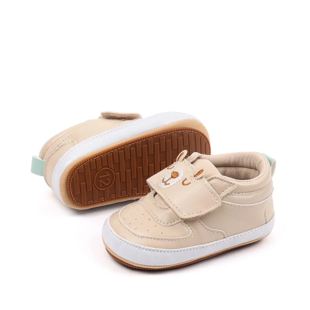 Spring and Autumn 2025 New Style Boys' Sports Shoes Baby Shoes for Girls Casual Board Shoes for Girls White Sneakers for Babies