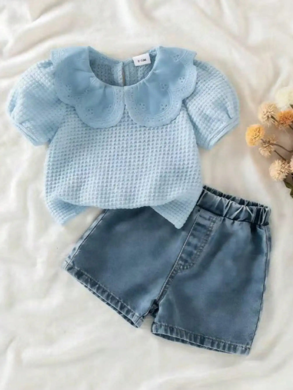 Two piece set of baby girl three-dimensional lace collar bubble sleeve T-shirt and denim shorts casual versatile daily wear vaca