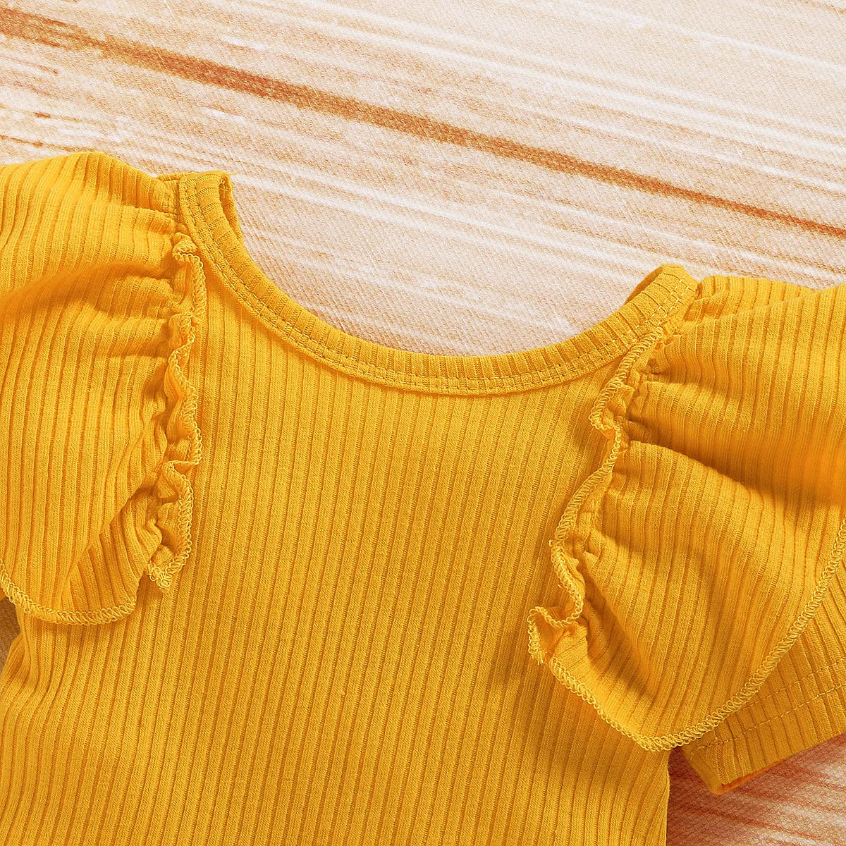 Baby girl's clothes New Year's Eve fashion summer top Luoyi ruffle hand closure collar head shoe photo print flower baby dress