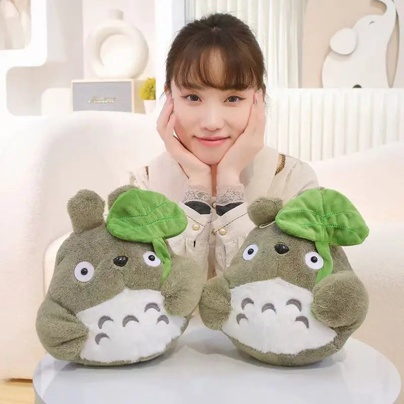 Hot Cartoon Totoro Hold Lotus Leaf Plush Toy Kawaii Japanese Style Figure Doll Stuffed Chinchilla Plushies Birthday Gifts Girl