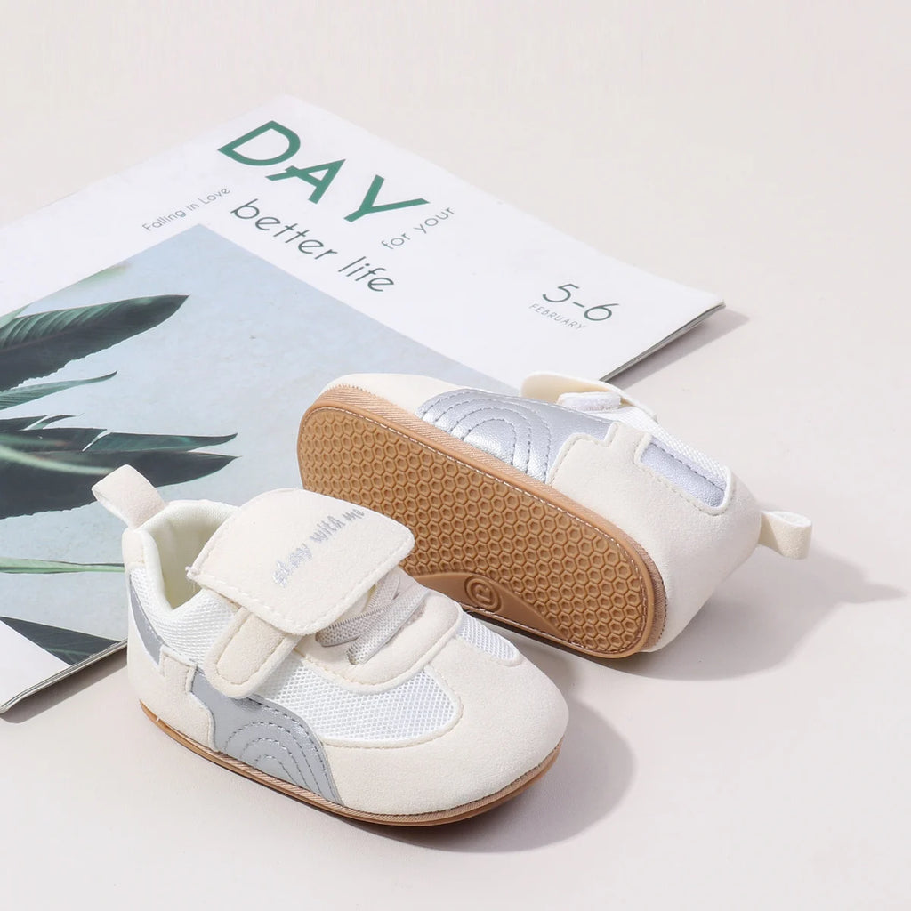 Newborn Baby Shoes Classic Leather Soft Soles Non Slip Toddler Walking Shoes for Boys and Girls 0-18M First Step Walking Shoes
