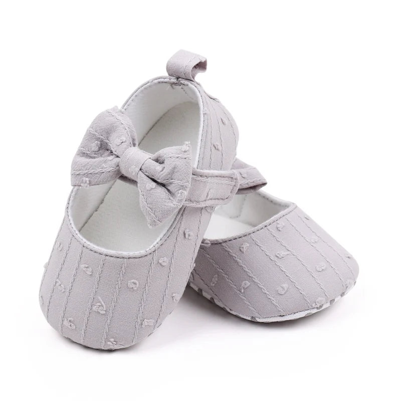 Spring Autumn New Product 0-1 Years Old Girls' Shoes with Soft Soles Embroidered Bowknot Fashionable and Cute Baby Learning WalK