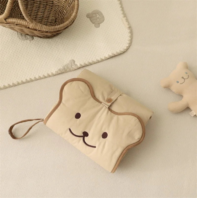 Portable Baby Diaper Changing Pad for Newborn Quilted Bear Foldable Waterproof Diaper Mat Infant Urine Pad Reusable Baby Items