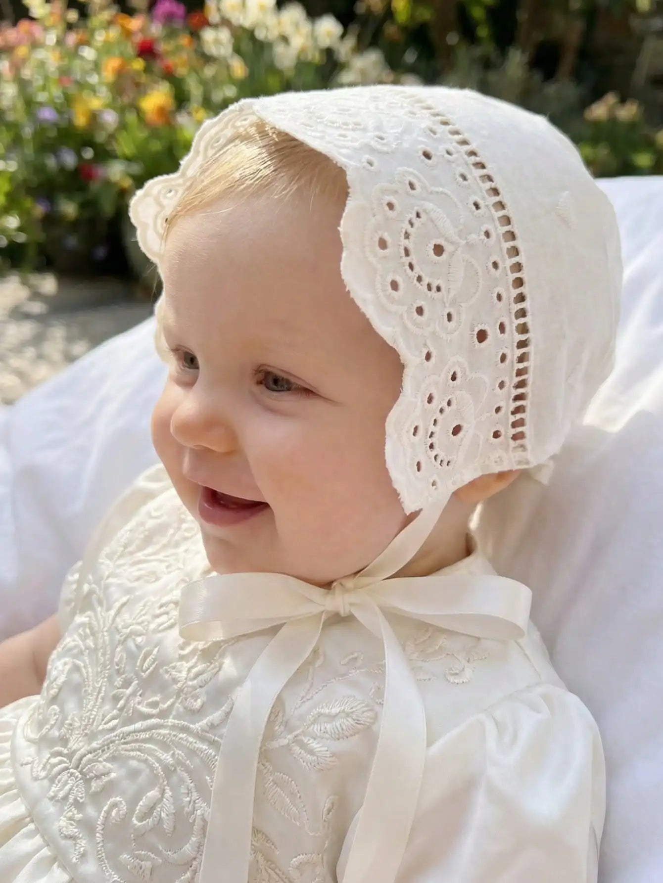1Pc Retro Court Style Beige Embroidery Lace Baby Hat Soft Floral Bonnet For Newborn Girls 0-3/3-6 Months