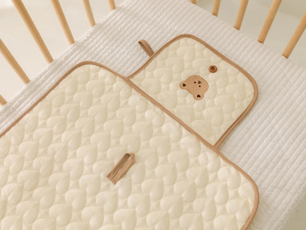 Korean ins baby portable urine pad bag multi-functional cute embroidery diaper changing diaper pad diaper changing pad
