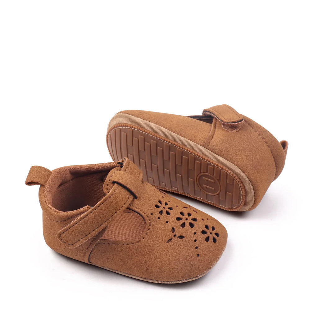 Baby Shoes For Boys And Girls, New Style, 0-1 Year Old, Hollow Out Rubber Sole, Anti-slip And Breathable Learning
