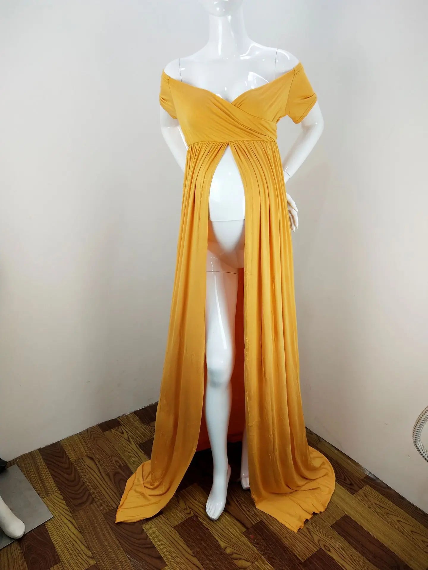 Maternity Drees