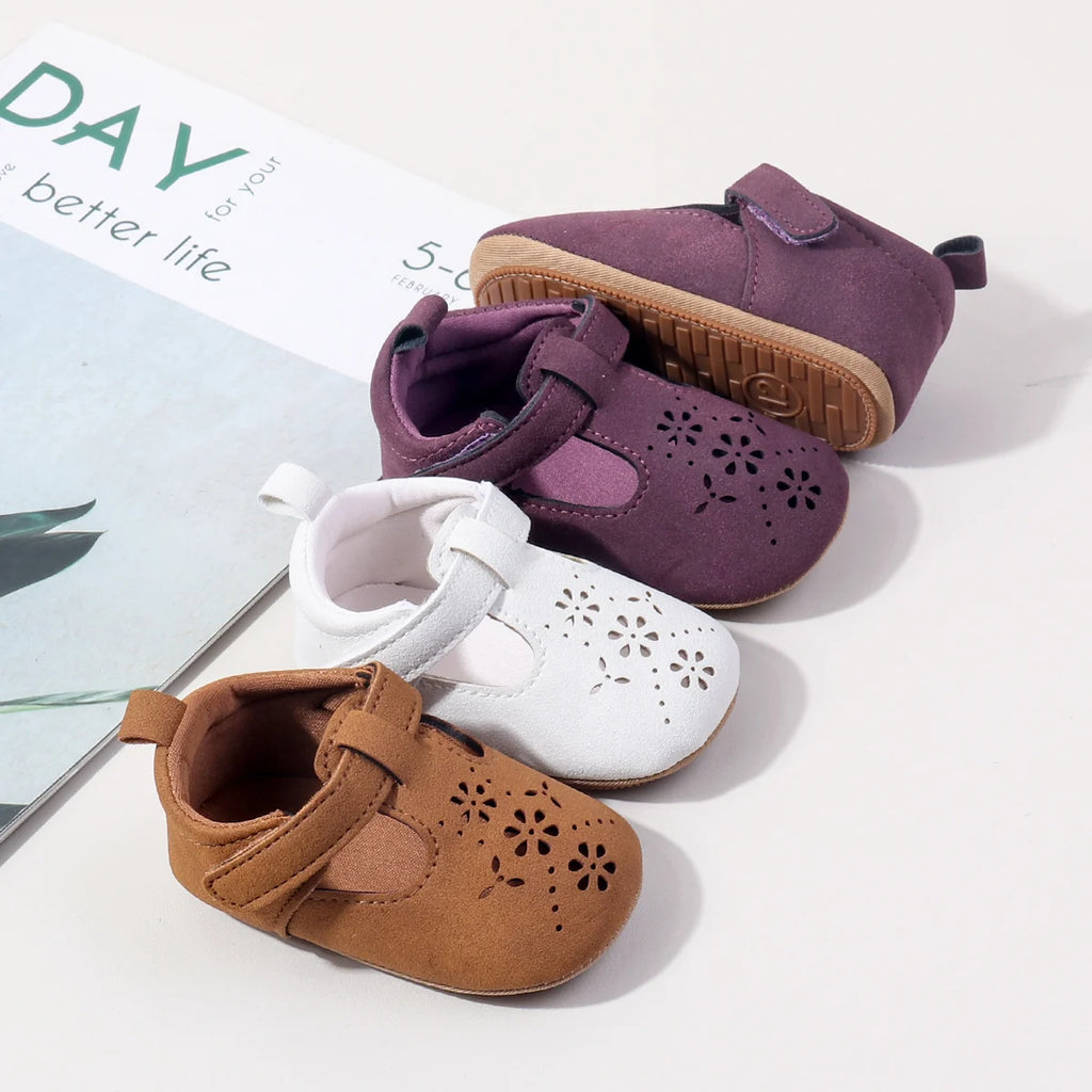 Baby Shoes For Boys And Girls, New Style, 0-1 Year Old, Hollow Out Rubber Sole, Anti-slip And Breathable Learning