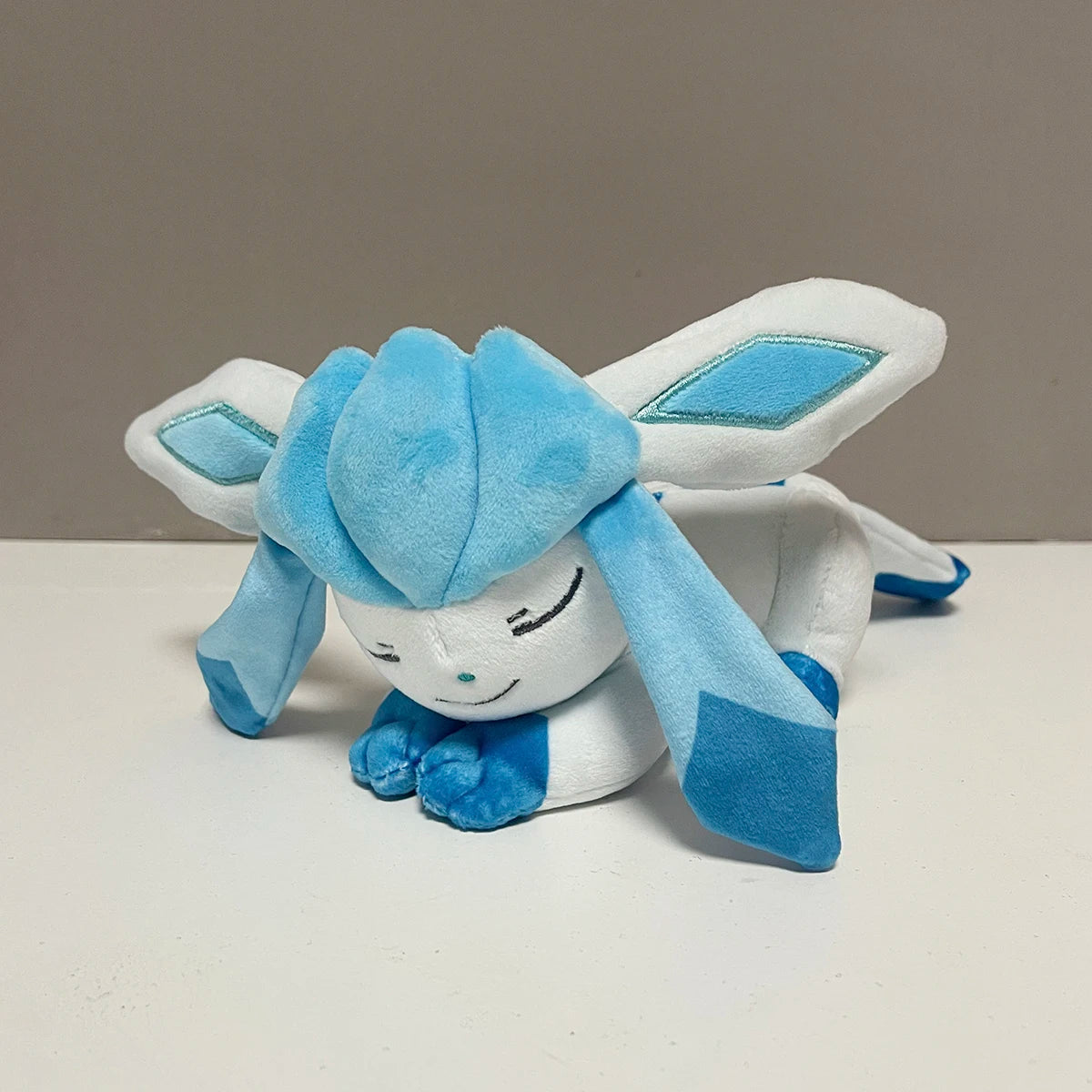 Pokemon Plush Vaporeon Sleeping Series Eeveelution Eevee Evolution Leafeon Glaceon Sylveon Stuffed Doll Charizard Pikachu Doll