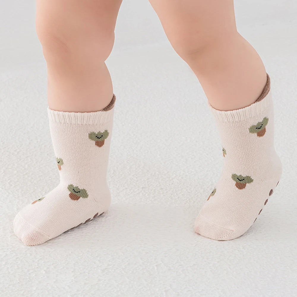 5 pairs anti-slip adhesive baby socks with cartoon animal patterns