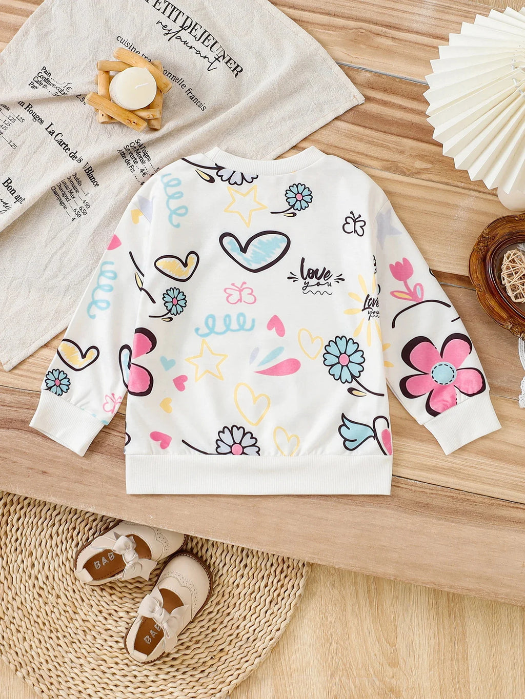 Children's clothing girls' Hoodie Round neck Graffiti Flower Pattern Long sleeved Casual Top for Girls Aged 4-7 in Autumn Hoodie