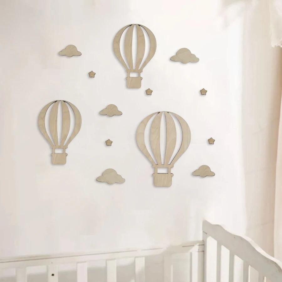 13Pcs/Set Natural Wood Style Wooden Shaped Clouds, Stars, and Hot Air Balloons for Home Decoration, Bedroom Room Decoration, Wooden Wall Art Background, Home Decor, Living Room Wooden Hot Air Balloon Wall Stickers, Perfect fo