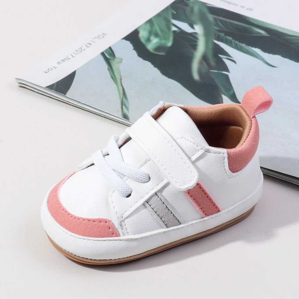 Newborn Baby Shoes Classic Leather Soft Soles Non Slip Toddler Walking Shoes for Boys and Girls 0-18M First Step Walking Shoes