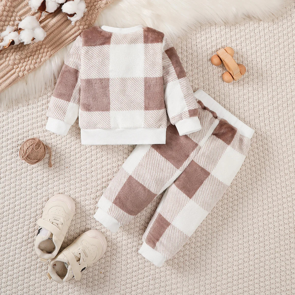 Baby boy plush Suit gray and White Checkered Top+Pants 2Pcs/set suitable for 0-24 Months Baby boy Winter warm suit Baby clothes