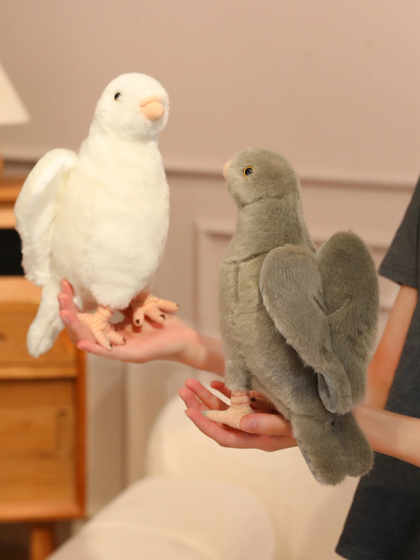 Grey White Simulation Pigeon Plush Toy Peace Dove Stuffed Animal Doll for Kids Home Decor And Photography Props