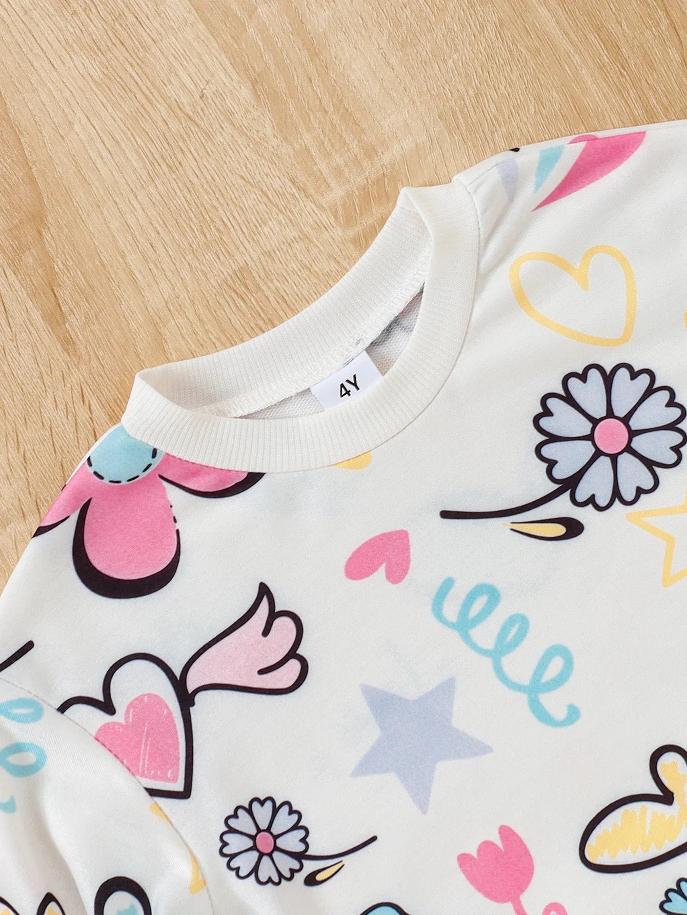 Children's clothing girls' Hoodie Round neck Graffiti Flower Pattern Long sleeved Casual Top for Girls Aged 4-7 in Autumn Hoodie