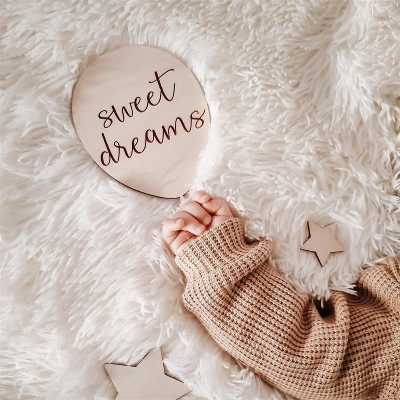 Wooden Balloon Wall Hanging Decor - 15cm Nursery Ornament.