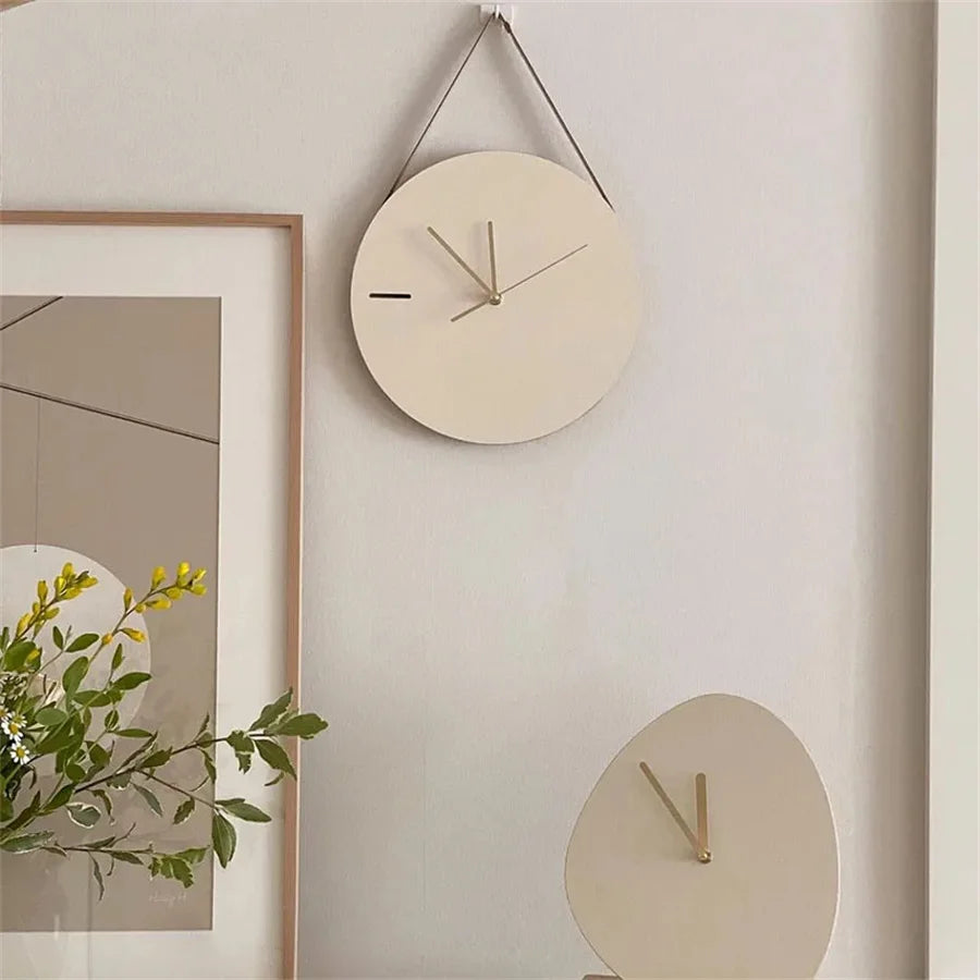 Korean style Wooden Wall Clock Minimalist Wood Silent Mute Clocks Bed Room Quartz Watch Furniture Hanging Ornaments Photo Prop
