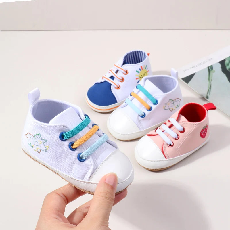 Hoting Selling Spring and Autumn Baby Boys and Girls Canvas TPR Anti Slip Cute Cartoon Printing High Quaity Soft Cotton