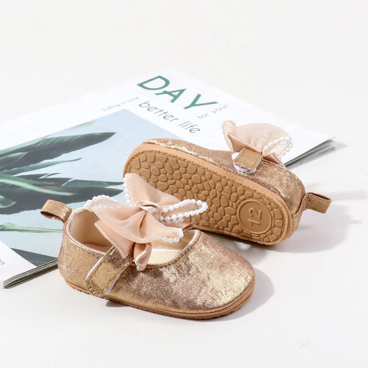 Spring And Autumn 0-18 Months Newborns Wearing Outward Walking Shoes With Durable Soft Sole And Non Slip Princess Shoes