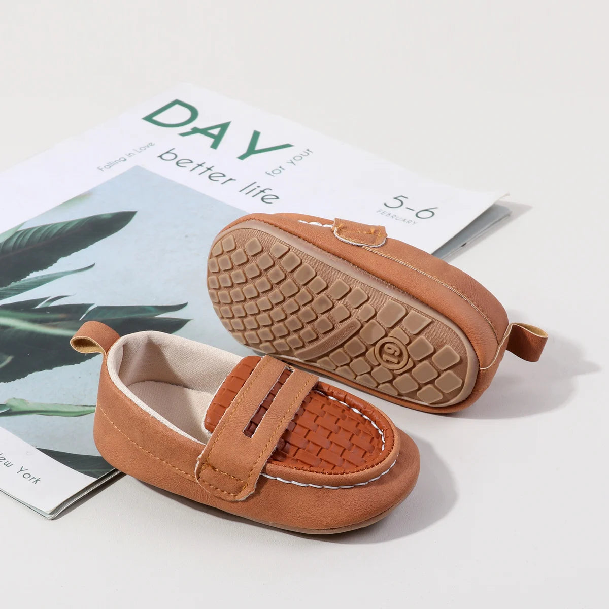Baby Unisex Slip-on Toddler Shoes Spring And Autumn 0-18 Months Three Colors PU Leather And TPR Sole For Baby Boys And Girls