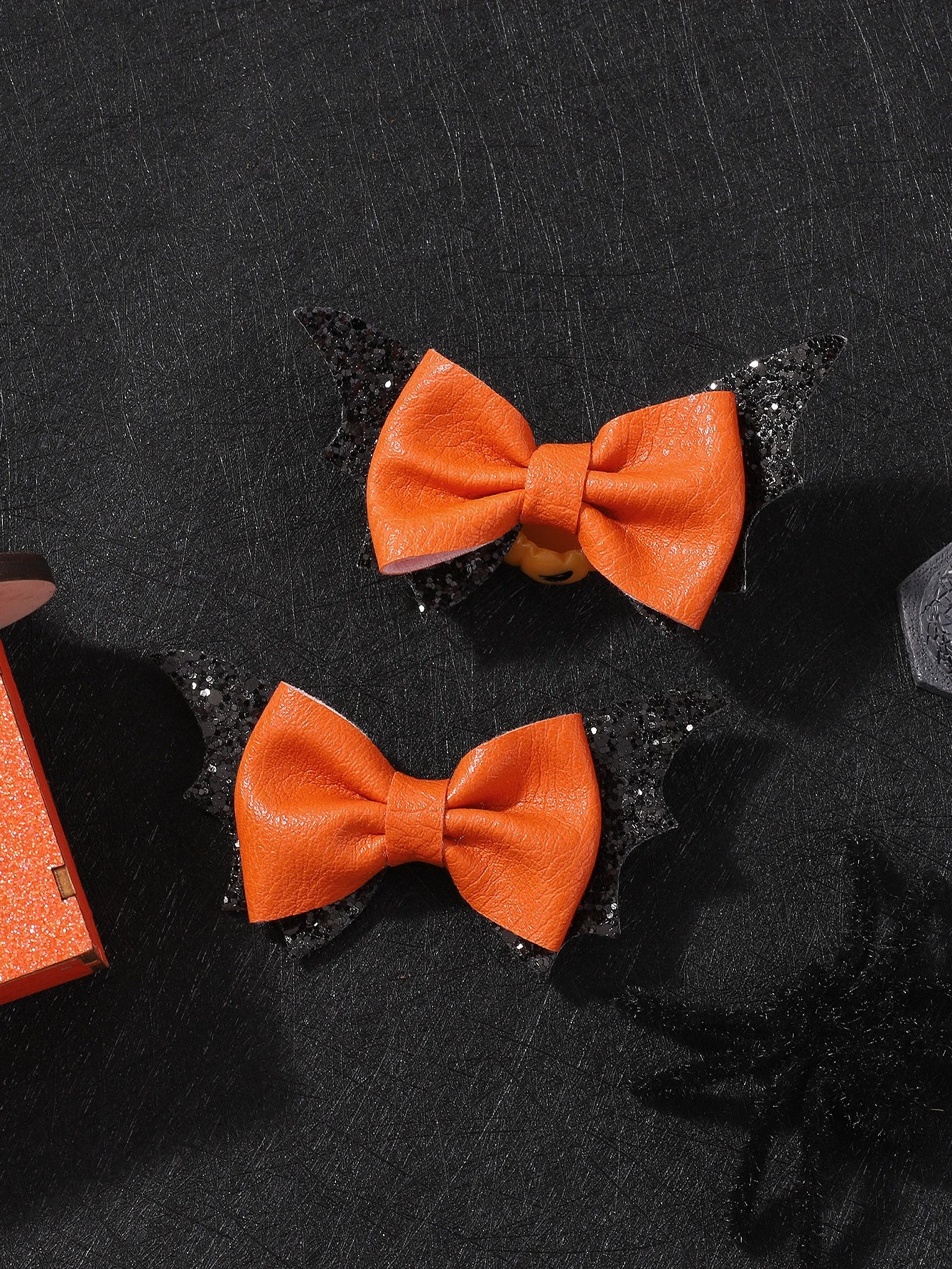 2pcs Halloween Barrettes Bat Wing Bow Hair Clips Girls Bangs Clips for Party Performance Headdress Barrettes Cosplay Headwear