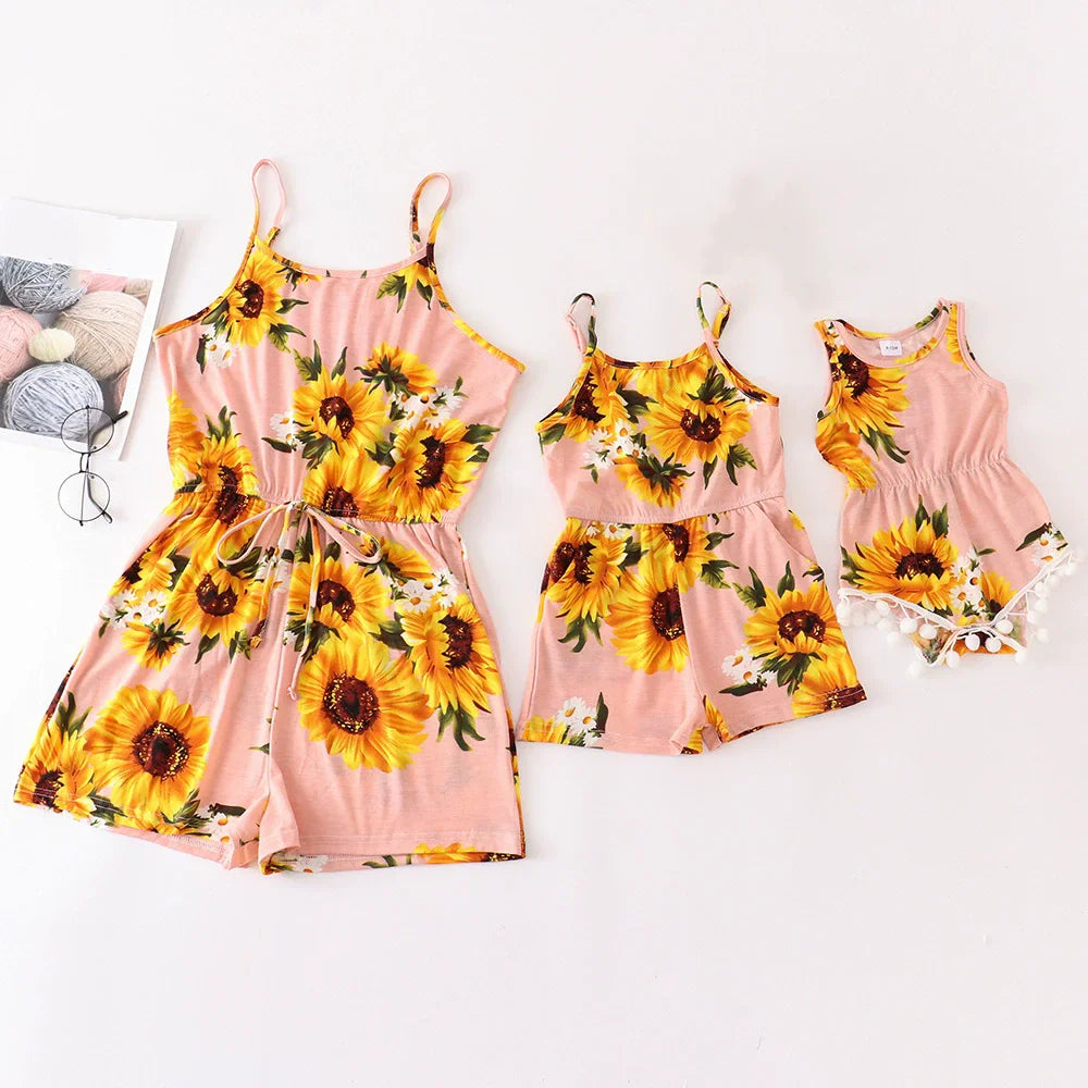Summer Family Matching Outfits Women Jumpsuit Beach Girls Dresses Vestidos Baby Romper Mother Daughter Dress Children's Clothing