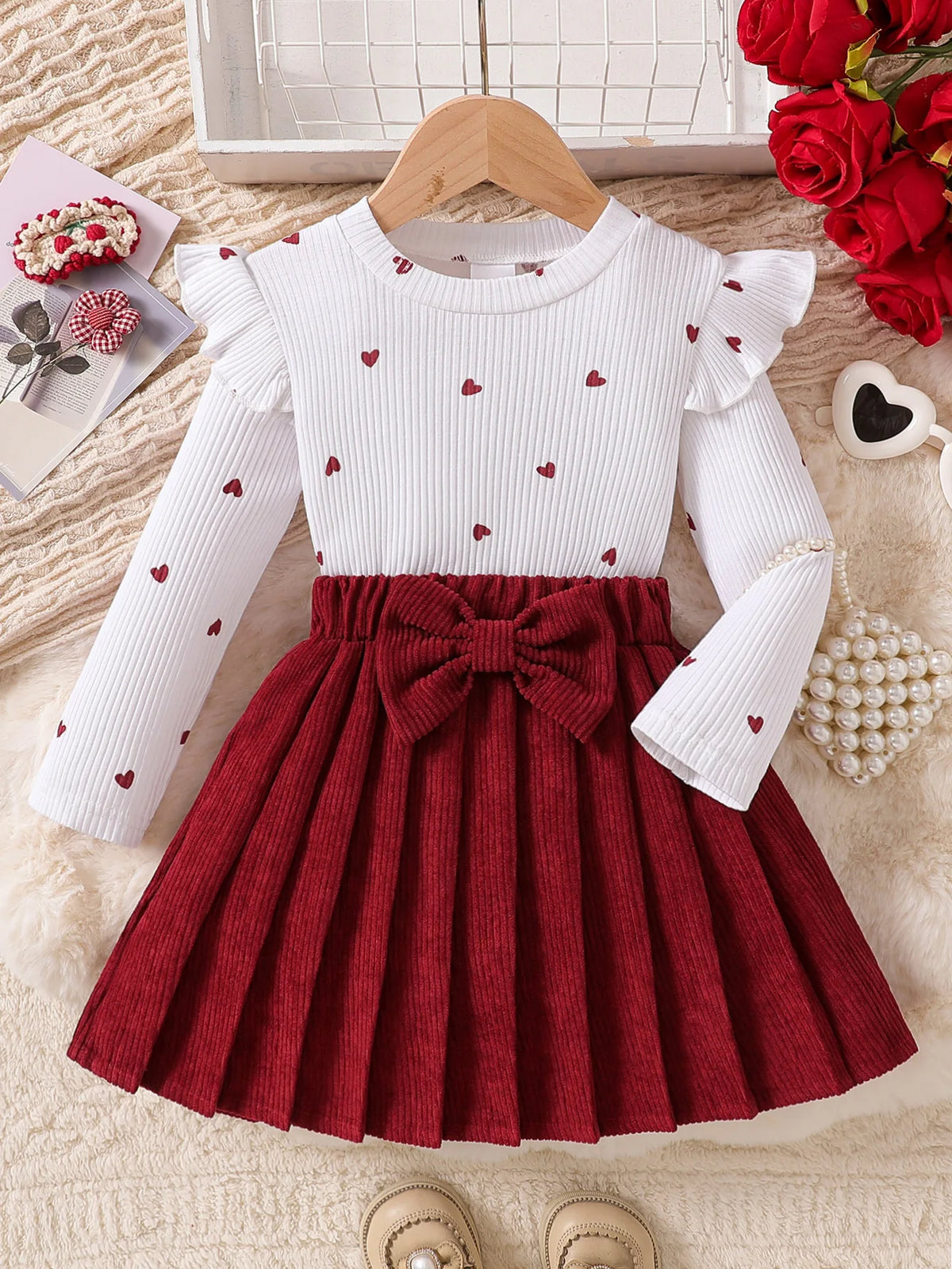 Kids 2PCS Spring New Style For Girls 1-6 Years Old Sweet And Lovely Red Love Pattern Top + Red Pleated Short Skirt With Bow Set