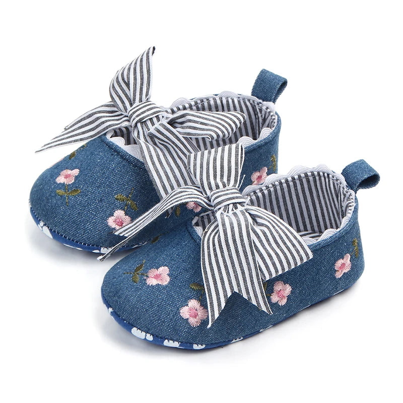 Cute Baby Girl Flower Bow Princess Shoes Spring & Autumn Fashion Design Soft Soled Solid Comfortable Infant Shoes First Walkers